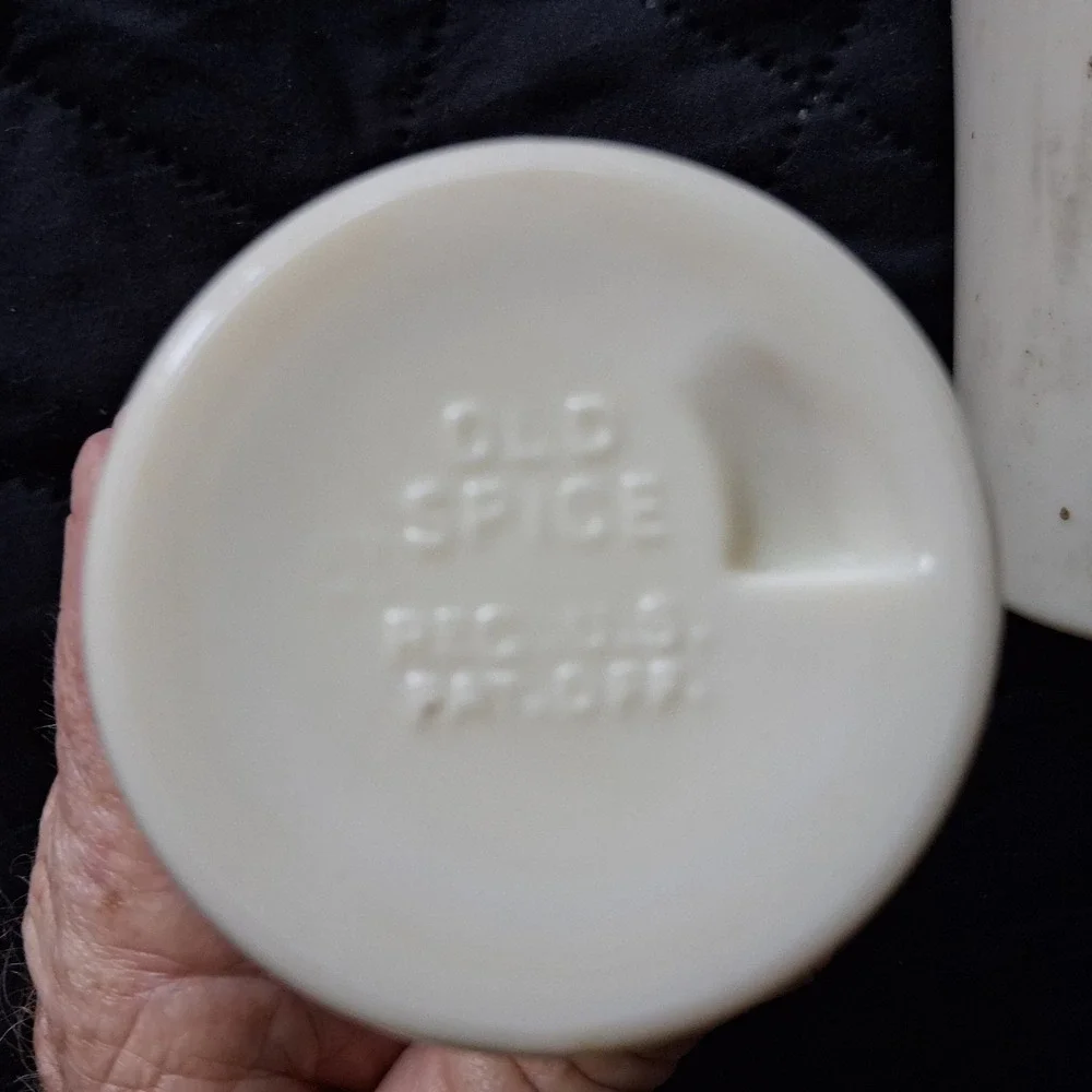 2 - Vintage Old Spice 70s After Shave Lotion 9.50 -4.75 Fl oz Glass Bottles